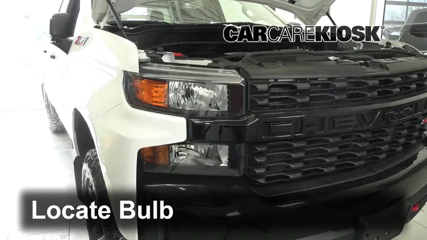 2019 Chevrolet Silverado 1500 Custom Trail Boss 4.3L V6 Crew Cab Pickup Lights Turn Signal - Front (replace bulb)